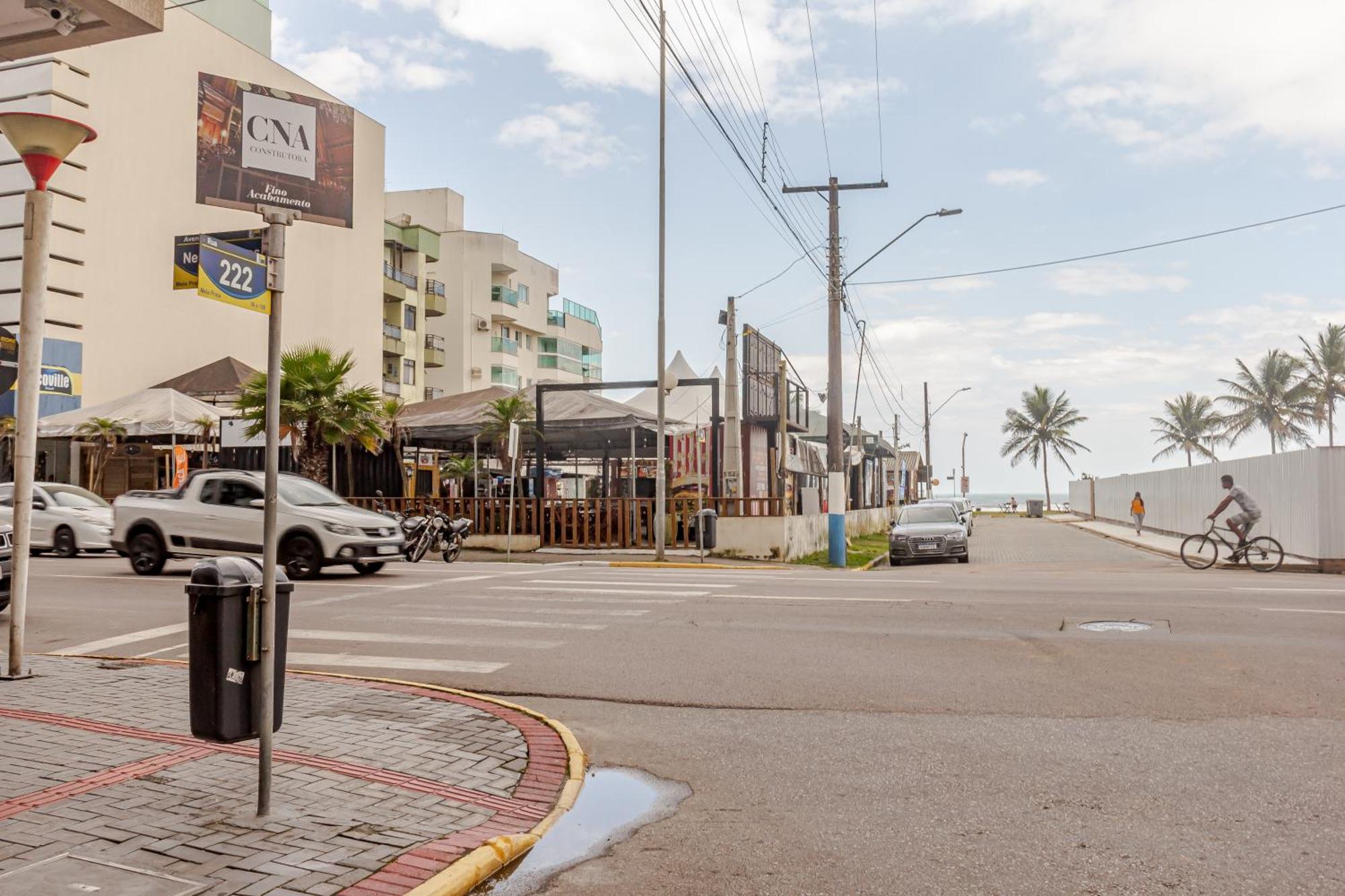Apto 3q C/ Banheira, 150m Da Praia, N1188 * Itapema